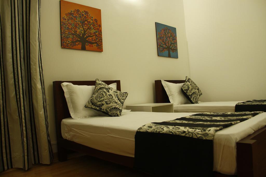 The Canes Boutique Hotel Colombo Exterior photo