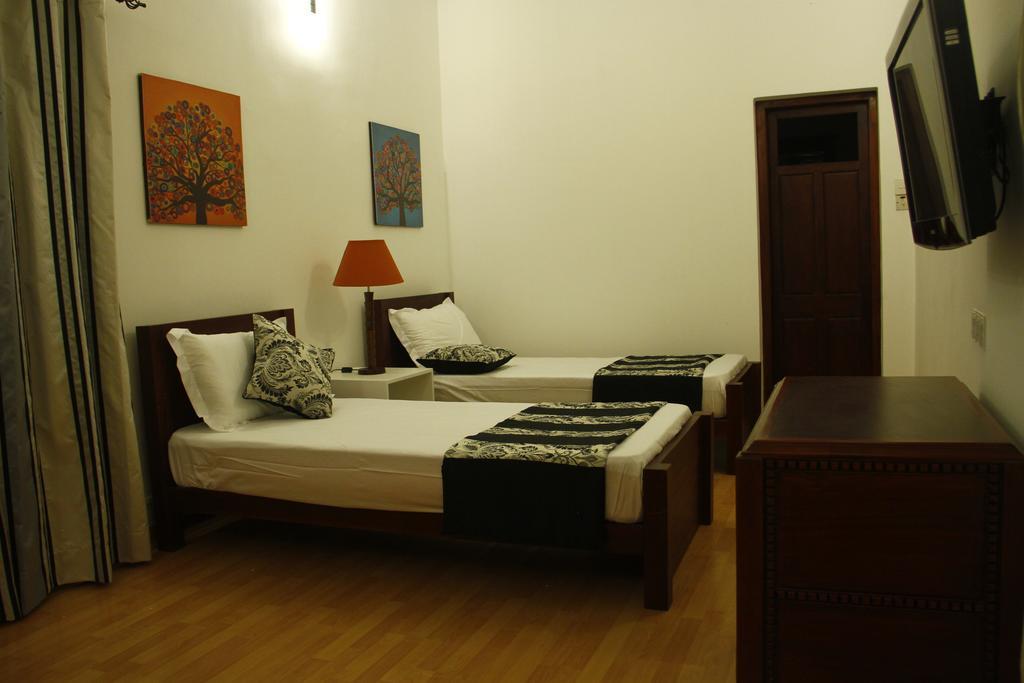 The Canes Boutique Hotel Colombo Room photo