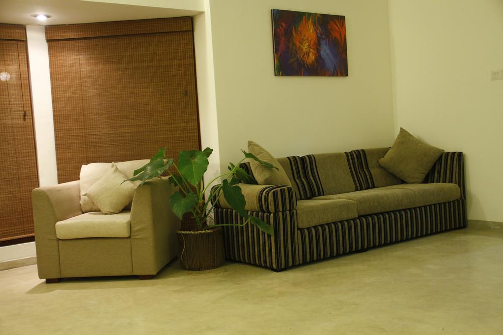 The Canes Boutique Hotel Colombo Exterior photo