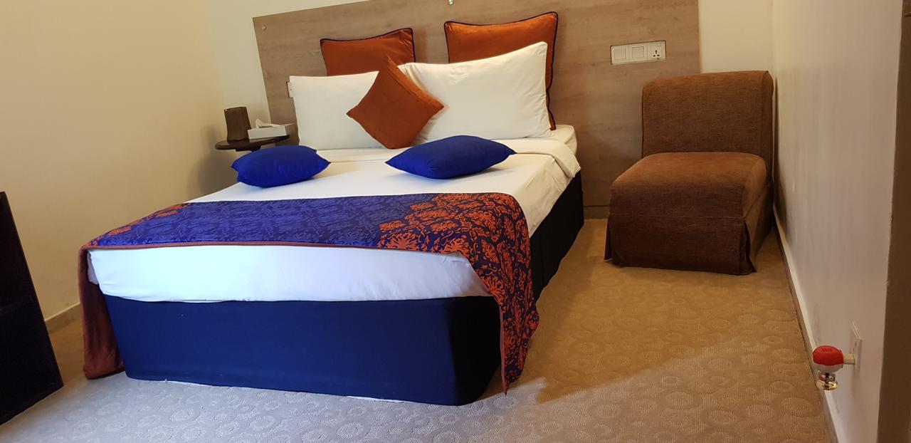 The Canes Boutique Hotel Colombo Exterior photo